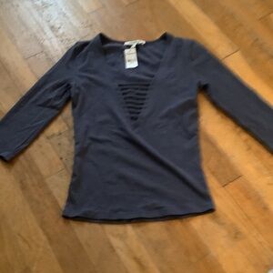 ⭐️New Women’s Deep V Cutout Long-Sleeve Top in Navy⭐️